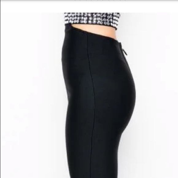 Skirt - Picture 5 of 6